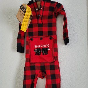 * NWT 18M Bear Cheeks Flapjack Pajamas *